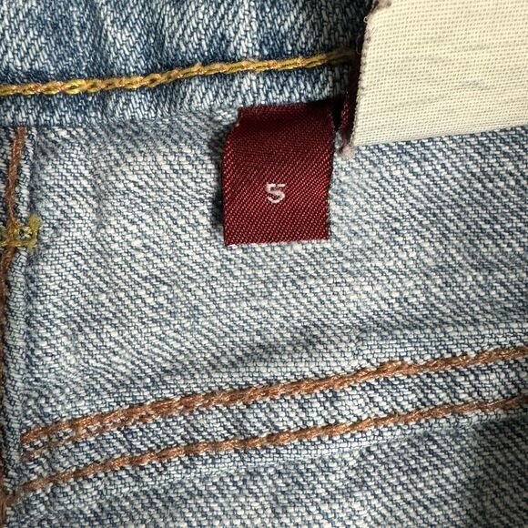 Bongo Flare Jeans Juniors 5 Blue Distressed Vintage Denim Measures 27 x 30.5 - Picture 3 of 9